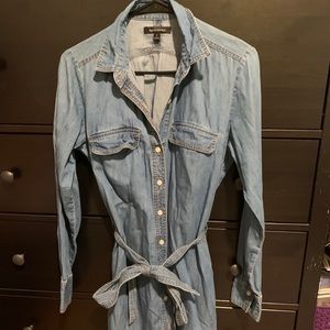 Jean button  down dress with long sleeves